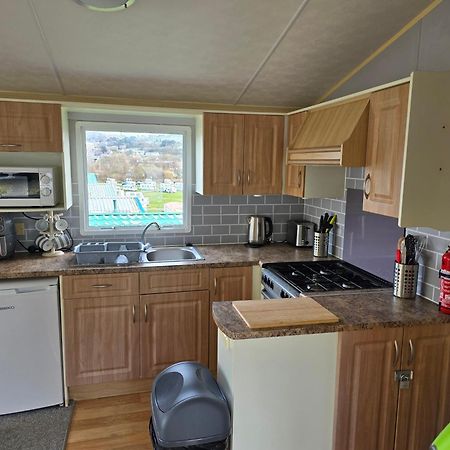 Light And Airy 2 Bedroom Mobile Home อาเบอรีสวิท ภายนอก รูปภาพ